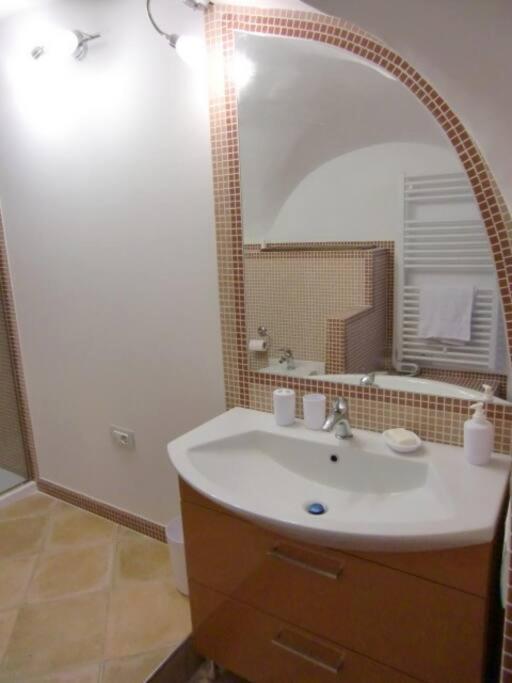 Romantica 1 Cls Central Market & Dome Apartamento *